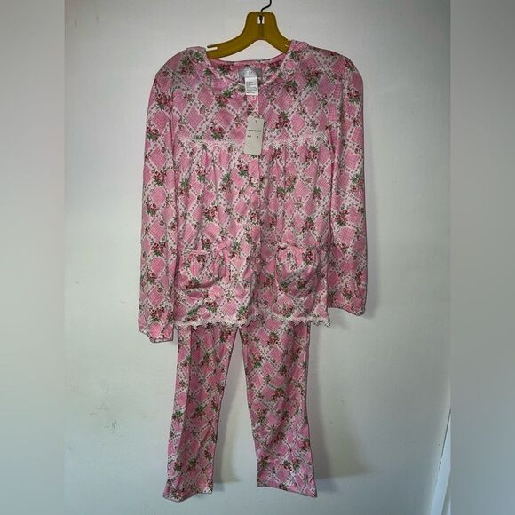 NWT Lati fashion 2 piece pajama set size medium - Picture 1 of 4